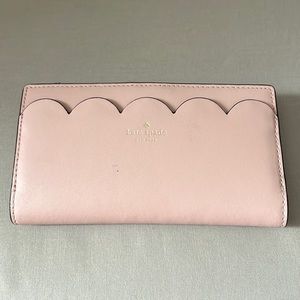 100% AUTHENTIC. Kate Spade New York Wallet.